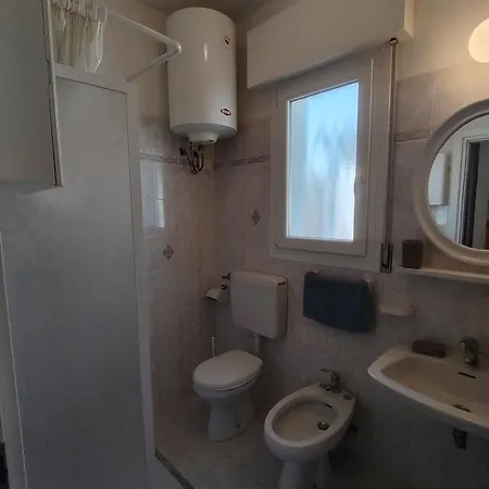 Contemporary Flat Near The Of * Bibione